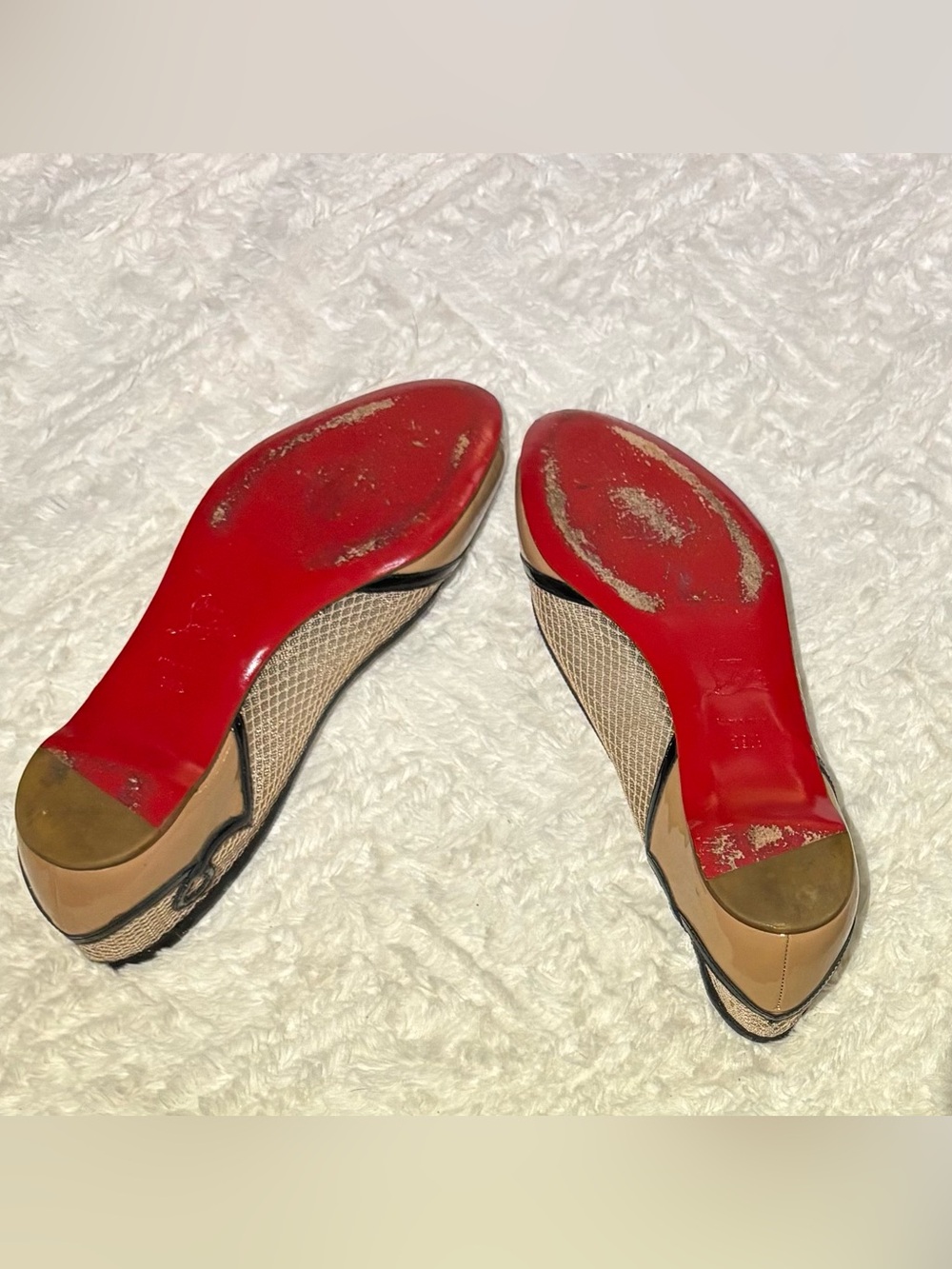 Christian Louboutin mesh and patent leather ballet flats with red bottom - Picture 11 of 12